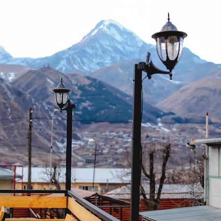 Wooden Hotel Kazbegi Bagian luar foto