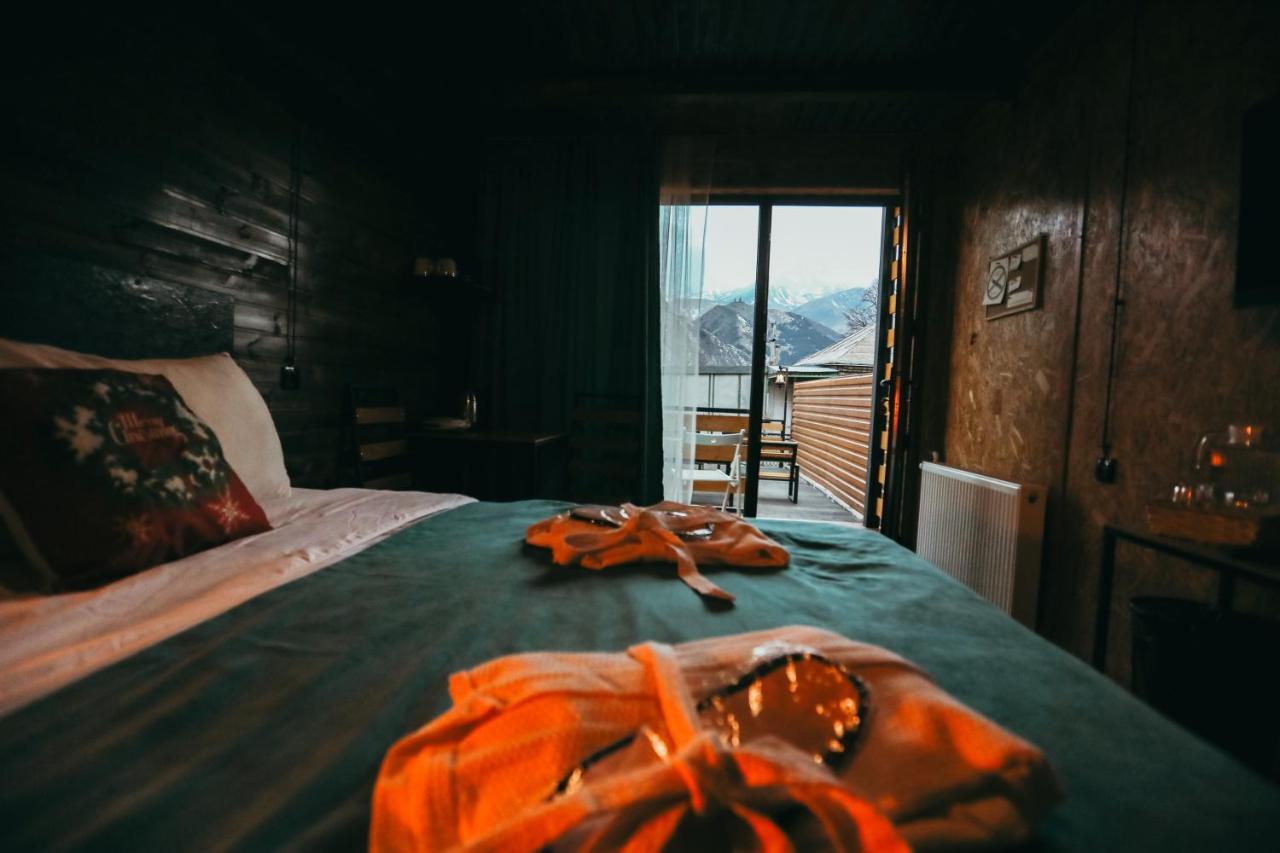 Wooden Hotel Kazbegi Bagian luar foto