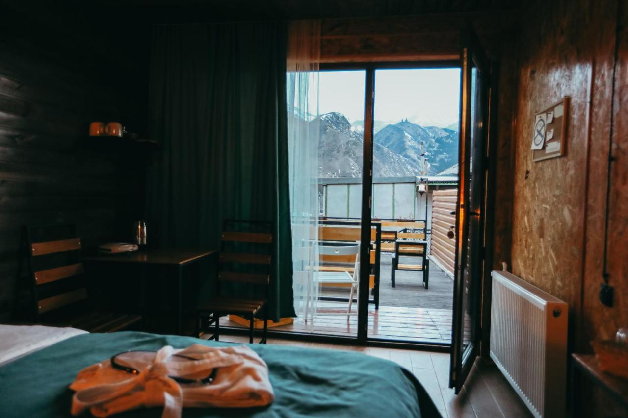 Wooden Hotel Kazbegi Bagian luar foto