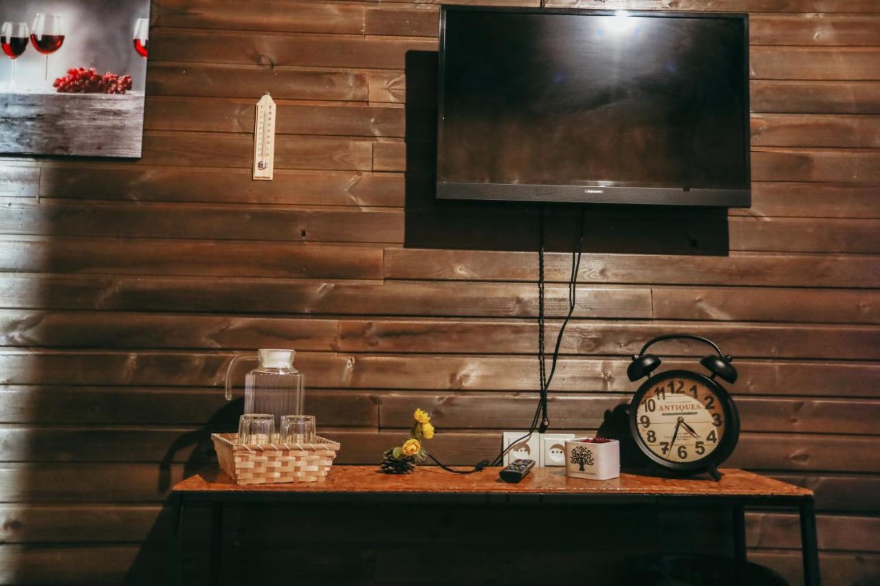 Wooden Hotel Kazbegi Bagian luar foto