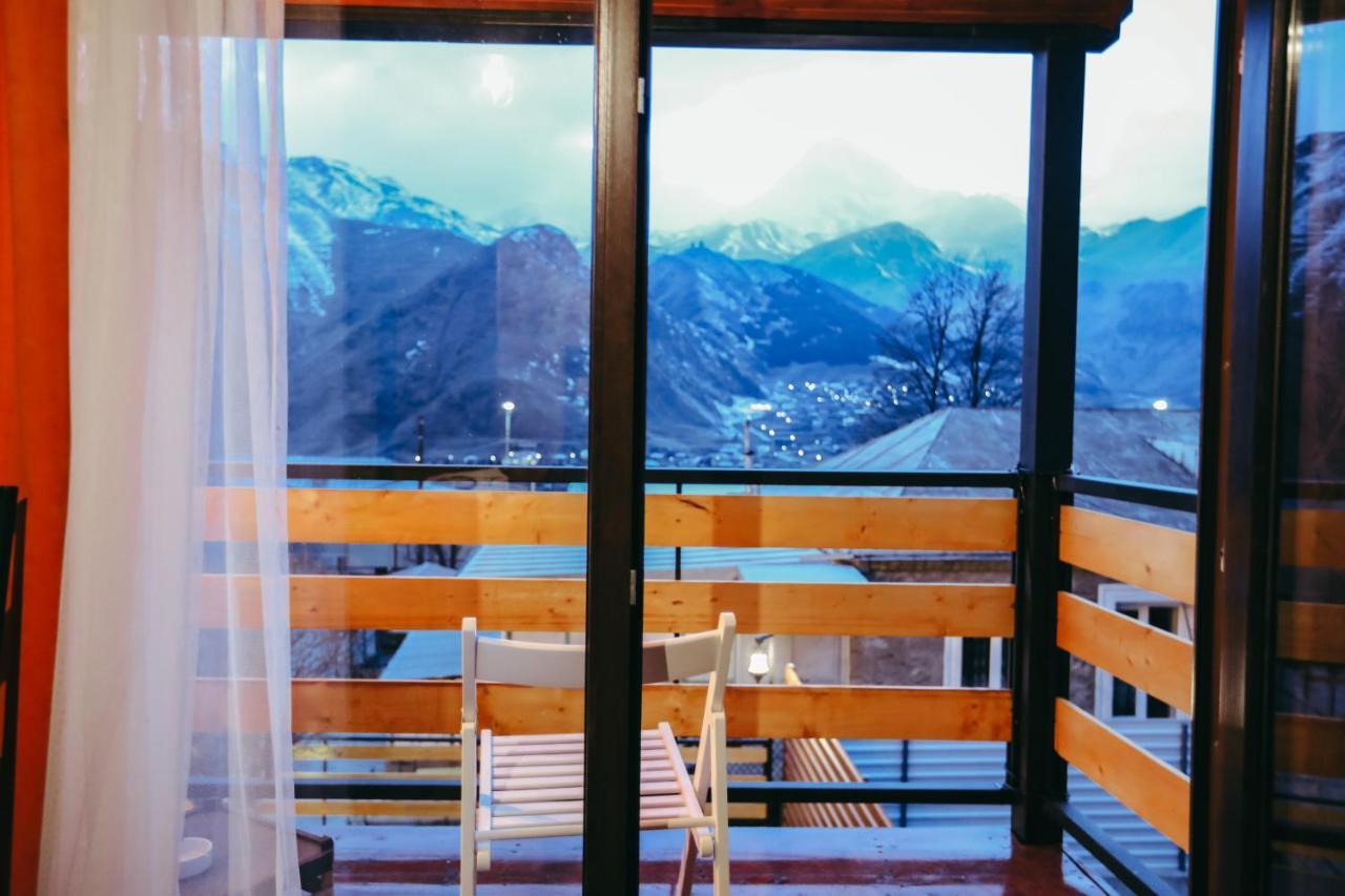 Wooden Hotel Kazbegi Bagian luar foto