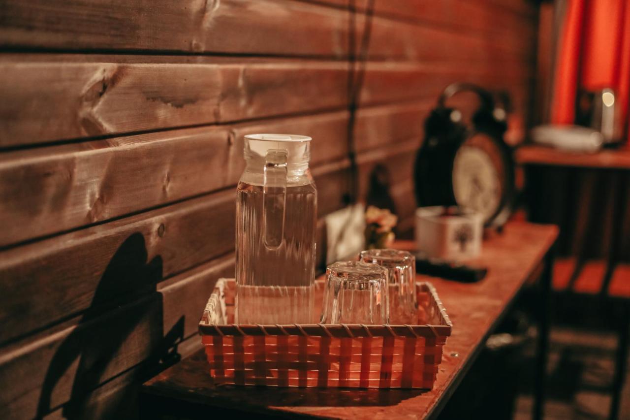 Wooden Hotel Kazbegi Bagian luar foto